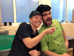 Απέργης Ιάκωβος μαγειρέματα με την Λέσχη Γαστρονομίας Μυκόνου, στο νοσοκομείο Τζάνειο, 13/2/2018.