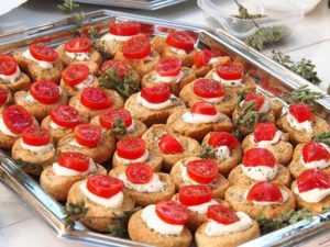 Ειρήνη Ζουγανέλη, υπηρεσίες μαγειρικής